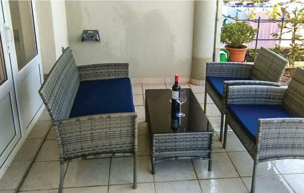 Apartment Orange Макарска Экстерьер фото